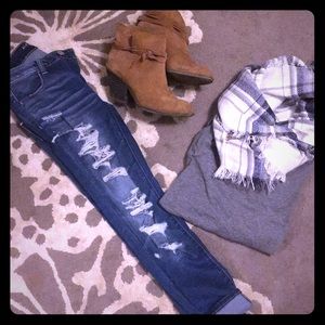 American Eagle destroyed jeggings! New!